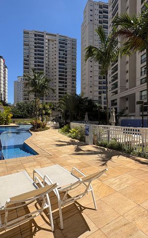 Apartamento à venda com 86m², 3 quartos e 2 vagas Apartamento à venda com 86m², 3 quartos e 2 vagasÁrea comum - Piscina