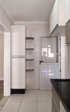 Apartamento à venda com 86m², 3 quartos e 2 vagas Apartamento à venda com 86m², 3 quartos e 2 vagasCozinha