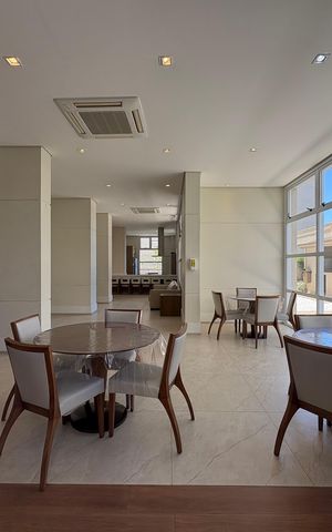 Apartamento à venda com 86m², 3 quartos e 2 vagas Apartamento à venda com 86m², 3 quartos e 2 vagasÁrea comum - Salão de festas