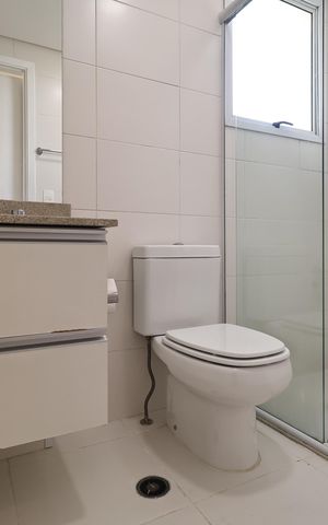 Apartamento à venda com 86m², 3 quartos e 2 vagas Apartamento à venda com 86m², 3 quartos e 2 vagasBanheiro da Suíte