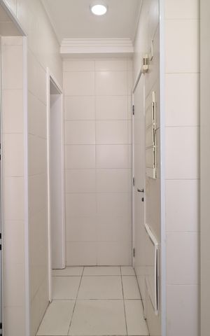 Apartamento à venda com 86m², 3 quartos e 2 vagas Apartamento à venda com 86m², 3 quartos e 2 vagasBanheiro de serviço