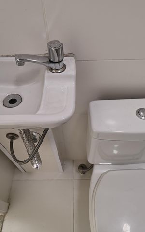 Apartamento à venda com 86m², 3 quartos e 2 vagas Apartamento à venda com 86m², 3 quartos e 2 vagasBanheiro de serviço
