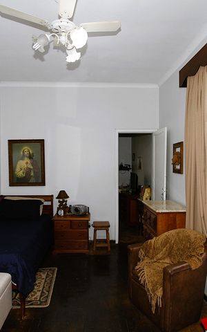 Casa à venda com 440m², 6 quartos e 3 vagasQuarto 2