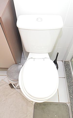 Apartamento à venda com 71m², 2 quartos e 2 vagasBanheiro da Suíte
