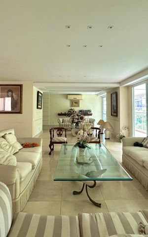 Apartamento à venda com 255m², 3 quartos e 4 vagas