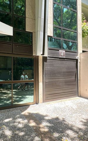 Apartamento à venda com 255m², 3 quartos e 4 vagas