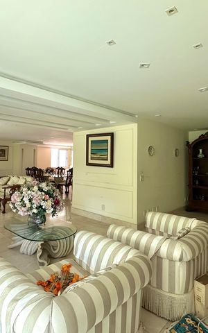Apartamento à venda com 255m², 3 quartos e 4 vagas