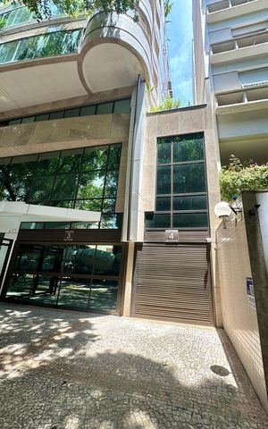 Apartamento à venda com 255m², 3 quartos e 4 vagas