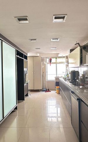 Apartamento à venda com 255m², 3 quartos e 4 vagas