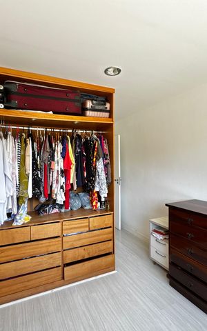 Casa de condomínio à venda com 290m², 6 quartos e 2 vagas Casa de condomínio à venda com 290m², 6 quartos e 2 vagasQuarto 2