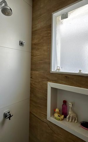 Casa de condomínio à venda com 290m², 6 quartos e 2 vagas Casa de condomínio à venda com 290m², 6 quartos e 2 vagasSuite 2 - Banheiro