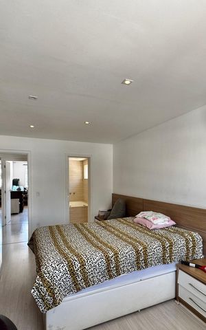 Casa de condomínio à venda com 290m², 6 quartos e 2 vagas Casa de condomínio à venda com 290m², 6 quartos e 2 vagasSuite 1