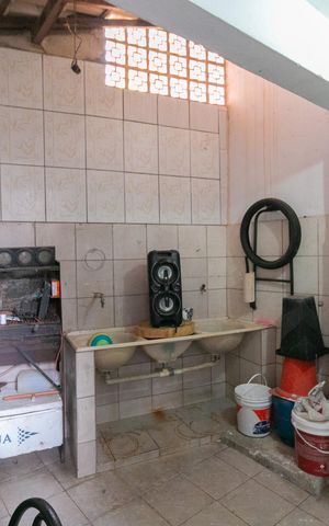 Casa à venda com 260m², 4 quartos e 2 vagas