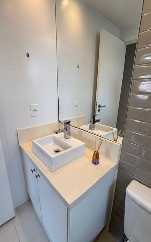 Apartamento à venda com 59m², 2 quartos e 1 vaga Apartamento à venda com 59m², 2 quartos e 1 vagaBanheiro