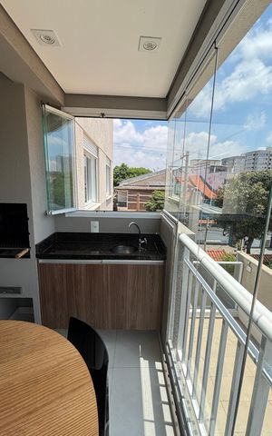Apartamento à venda com 59m², 2 quartos e 1 vaga Apartamento à venda com 59m², 2 quartos e 1 vagaVaranda