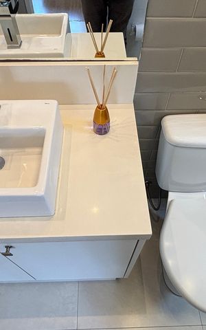 Apartamento à venda com 59m², 2 quartos e 1 vaga Apartamento à venda com 59m², 2 quartos e 1 vagaBanheiro