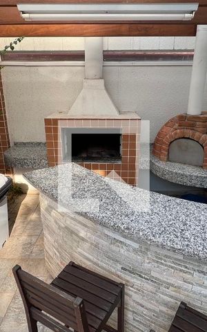 Apartamento à venda com 162m², 3 quartos e 4 vagas Apartamento à venda com 162m², 3 quartos e 4 vagasChurr