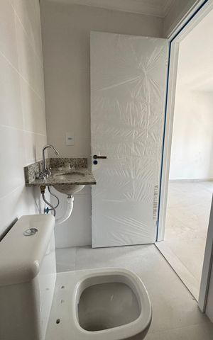 Apartamento à venda com 54m², 2 quartos e 1 vaga Apartamento à venda com 54m², 2 quartos e 1 vagaBanheiro