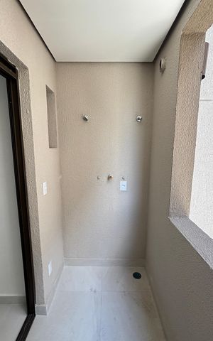 Apartamento à venda com 54m², 2 quartos e 1 vaga Apartamento à venda com 54m², 2 quartos e 1 vagaÁrea de Serviço - Varanda