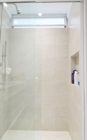 Apartamento à venda com 217m², 3 quartos e 3 vagasBanheiro da Suíte 2