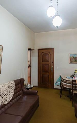 Apartamento à venda com 65m², 2 quartos e sem vagaSala