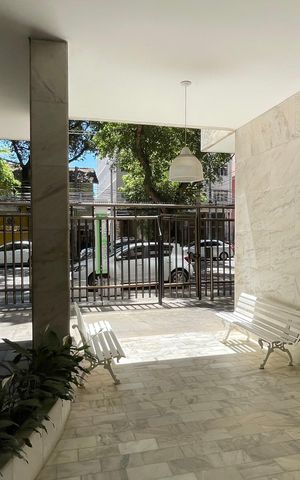 Apartamento à venda com 65m², 2 quartos e sem vaga Apartamento à venda com 65m², 2 quartos e sem vagaPortaria