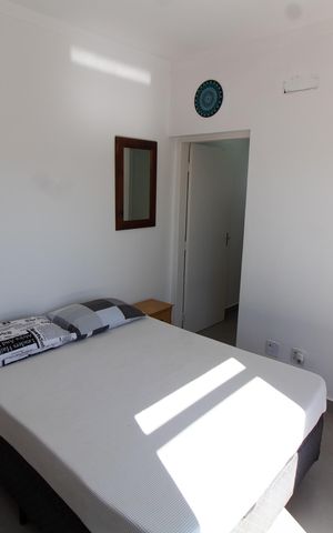 Casa à venda com 200m², 3 quartos e 4 vagas Casa à venda com 200m², 3 quartos e 4 vagasSUITE 2