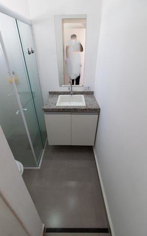 Casa à venda com 200m², 3 quartos e 4 vagas Casa à venda com 200m², 3 quartos e 4 vagasBANHEIRO DA SUITE 2