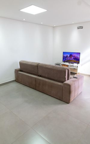 Casa à venda com 200m², 3 quartos e 4 vagas Casa à venda com 200m², 3 quartos e 4 vagasSALA
