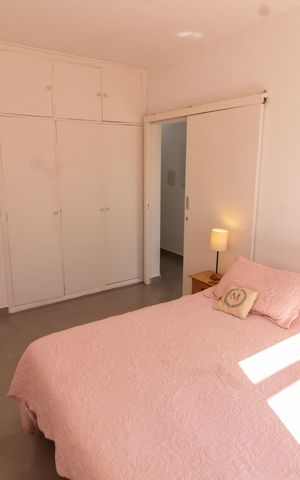 Casa à venda com 200m², 3 quartos e 4 vagas Casa à venda com 200m², 3 quartos e 4 vagasSUITE 3