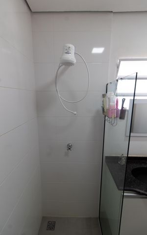 Casa à venda com 200m², 3 quartos e 4 vagas Casa à venda com 200m², 3 quartos e 4 vagasBANHEIRO DA SUITE 1