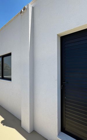 Casa de condomínio à venda com 230m², 3 quartos e 1 vaga Casa de condomínio à venda com 230m², 3 quartos e 1 vagaTerraço
