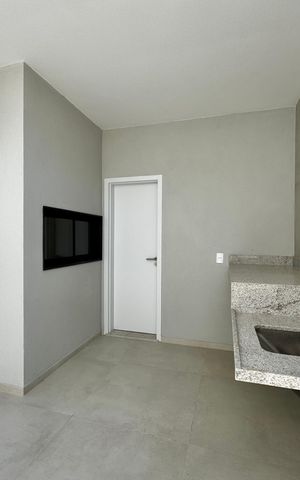 Casa de condomínio à venda com 230m², 3 quartos e 1 vaga Casa de condomínio à venda com 230m², 3 quartos e 1 vagaÁrea de Serviço
