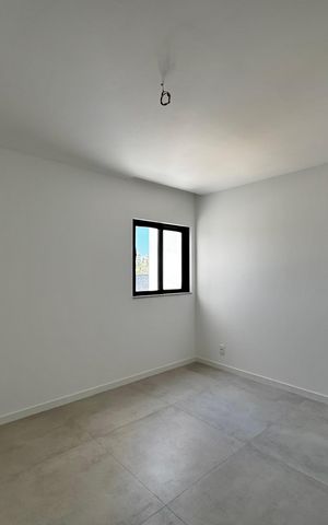Casa de condomínio à venda com 230m², 3 quartos e 1 vaga Casa de condomínio à venda com 230m², 3 quartos e 1 vagaSuíte 2