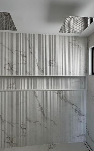 Casa de condomínio à venda com 230m², 3 quartos e 1 vaga Casa de condomínio à venda com 230m², 3 quartos e 1 vagaSuíte 1 - Banheiro