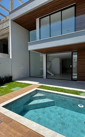 Casa de condomínio à venda com 230m², 3 quartos e 1 vaga Casa de condomínio à venda com 230m², 3 quartos e 1 vagaÁrea externa