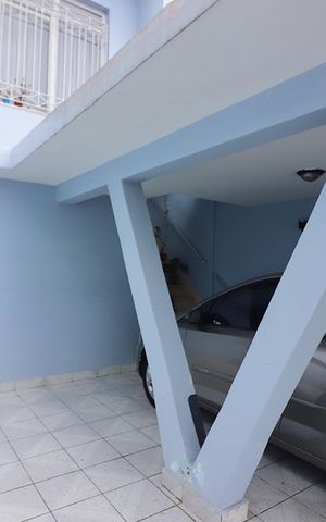 Casa à venda com 140m², 2 quartos e 2 vagasGaragem