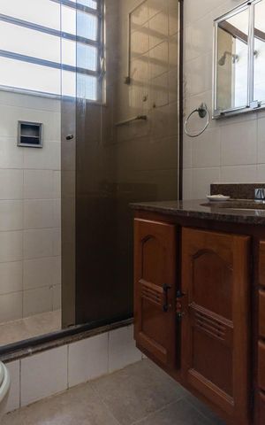 Apartamento à venda com 70m², 2 quartos e sem vagaBanheiro
