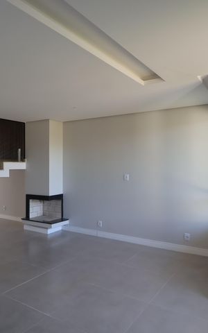 Casa à venda com 215m², 5 quartos e 2 vagasSala