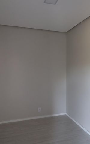 Casa à venda com 215m², 5 quartos e 2 vagasCloset