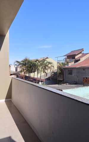 Casa à venda com 215m², 5 quartos e 2 vagasSacada 2