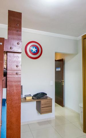 Casa à venda com 215m², 3 quartos e 2 vagas Casa à venda com 215m², 3 quartos e 2 vagasQuarto 2 - Suíte
