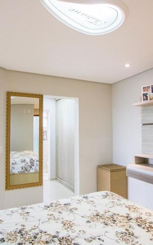Casa à venda com 215m², 3 quartos e 2 vagas Casa à venda com 215m², 3 quartos e 2 vagasQuarto 1 - Suíte