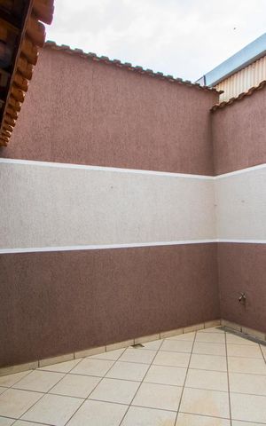 Casa à venda com 215m², 3 quartos e 2 vagas Casa à venda com 215m², 3 quartos e 2 vagasQuintal/Espaço gourmet