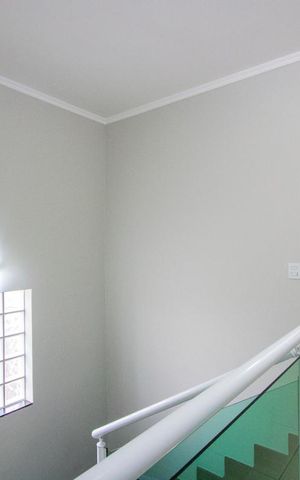 Casa à venda com 215m², 3 quartos e 2 vagas Casa à venda com 215m², 3 quartos e 2 vagasCorredor