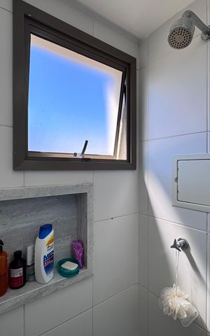 Apartamento à venda com 211m², 3 quartos e 2 vagas Apartamento à venda com 211m², 3 quartos e 2 vagasSuíte - Banheiro
