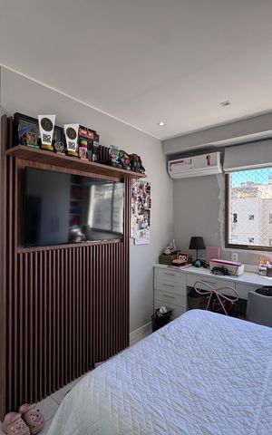 Apartamento à venda com 211m², 3 quartos e 2 vagas Apartamento à venda com 211m², 3 quartos e 2 vagasSuíte