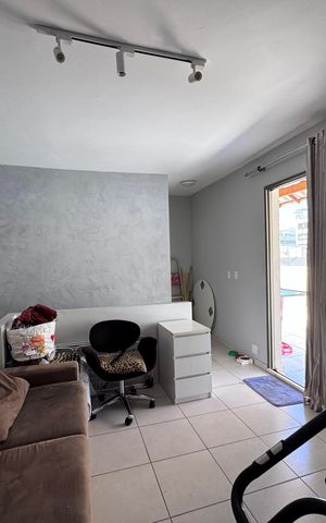 Apartamento à venda com 211m², 3 quartos e 2 vagas Apartamento à venda com 211m², 3 quartos e 2 vagasSala - Segundo Andar