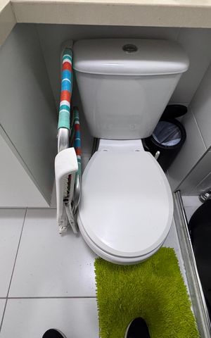 Apartamento à venda com 211m², 3 quartos e 2 vagas Apartamento à venda com 211m², 3 quartos e 2 vagasBanheiro Social