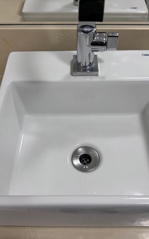 Apartamento à venda com 211m², 3 quartos e 2 vagas Apartamento à venda com 211m², 3 quartos e 2 vagasBanheiro Social